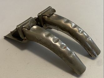 VINTAGE OIL CAN SPOUTS (PLEWS)