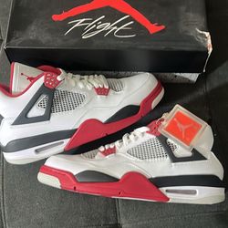 Jordan 4 Fire Red 2012