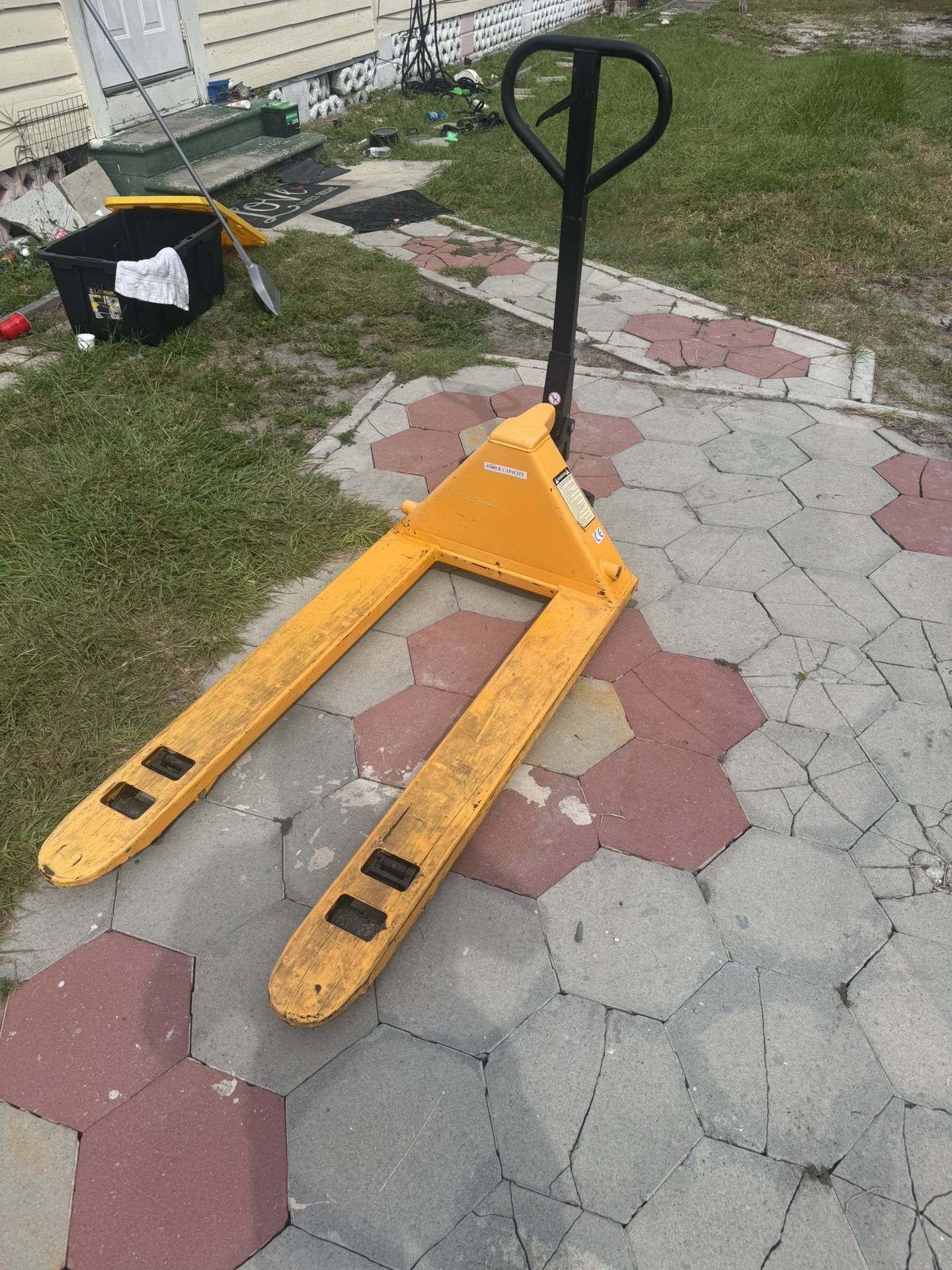 Pallet Jack, Load Bars and Straps