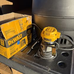 Dewalt Compact Router