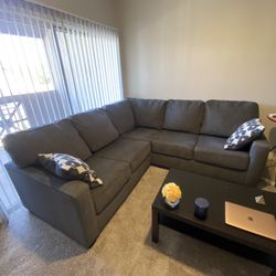 Comfortable Grey Sectional Couch 