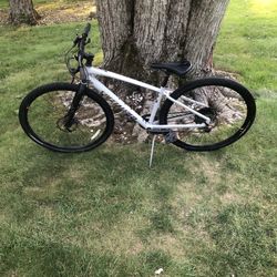 28” Sirrus X Specialized Mountain Bike 
