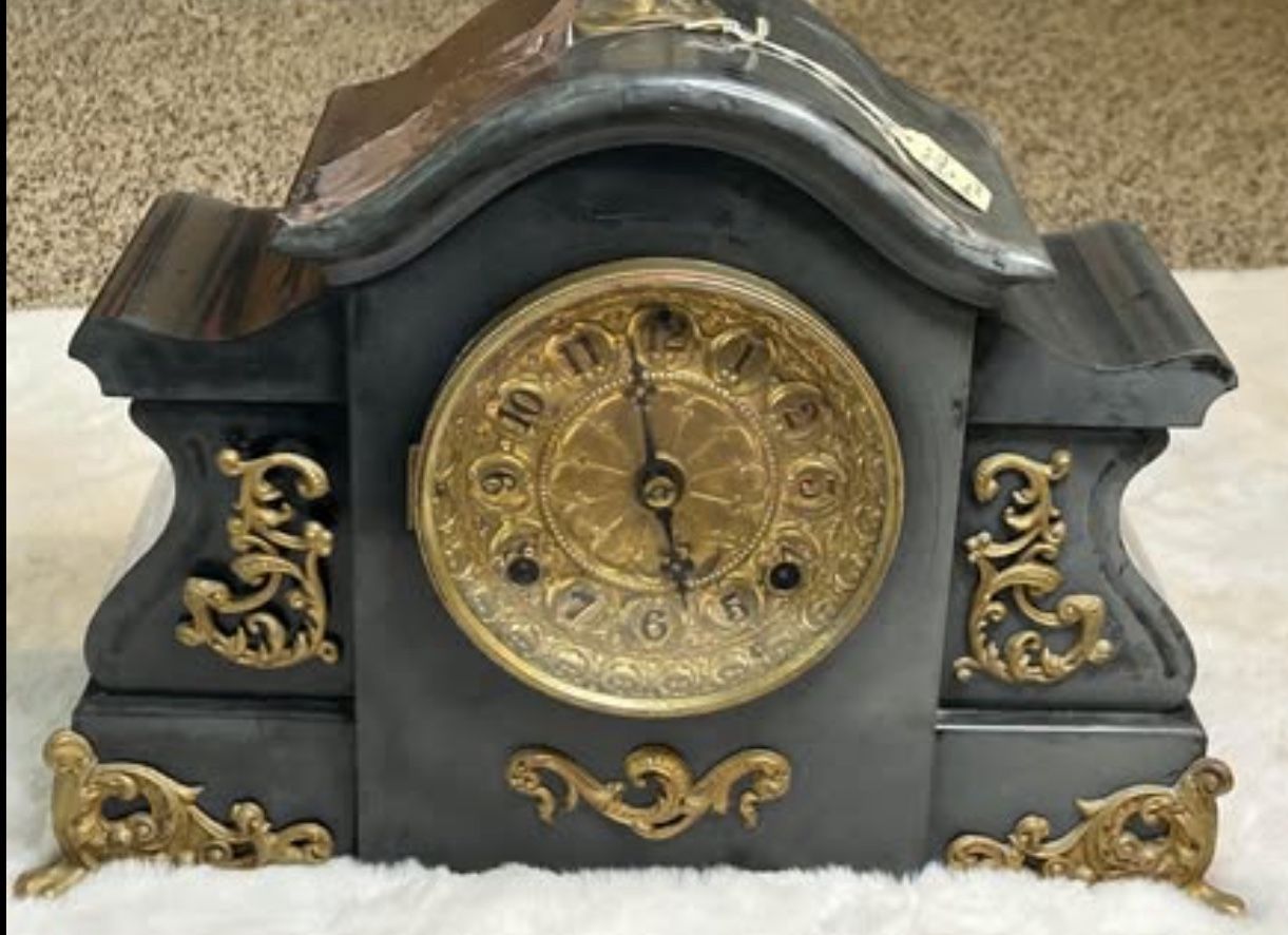 ANTIQUE SETH THOMAS 1880's - 1890's ADAMANTINE MANTLE CLOCK