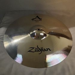 Zildjian 18" A Custom Crash Cymbal NEW
