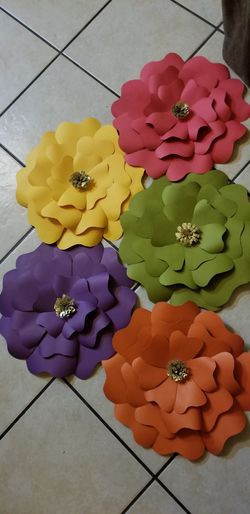 Fiesta giant paper flowers