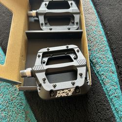 Raceface Pedals 