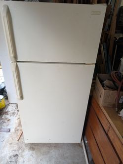 working refrigerator