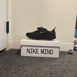 Nike Mind 002 (M size 12)