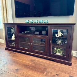Beautiful 70” Dark Brown TV Console / Media Cabinet