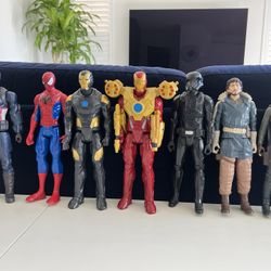 7 action figures