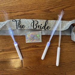 Random Sparkly Bride Stuff (Free)