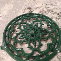 Cast Iron Enamel Green Trivit
