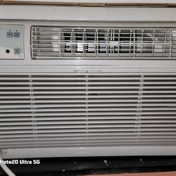 AC / Heating Window Unit 