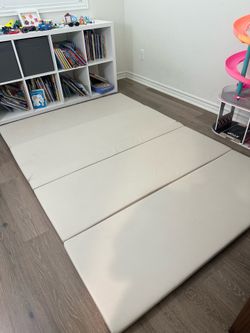 Alzip Baby Play Mat / Folding Play Mat