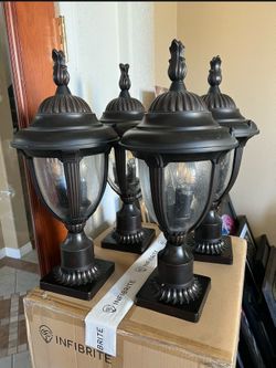 NEW - Set of 2 - Outdoor Lights