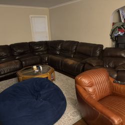 No Smoke/pets Brown Leather Cough 