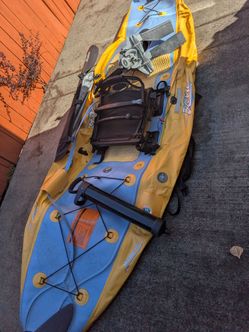 Hobie i11s inflatable kayak, with kickup fins, hard bottom 3 chambers