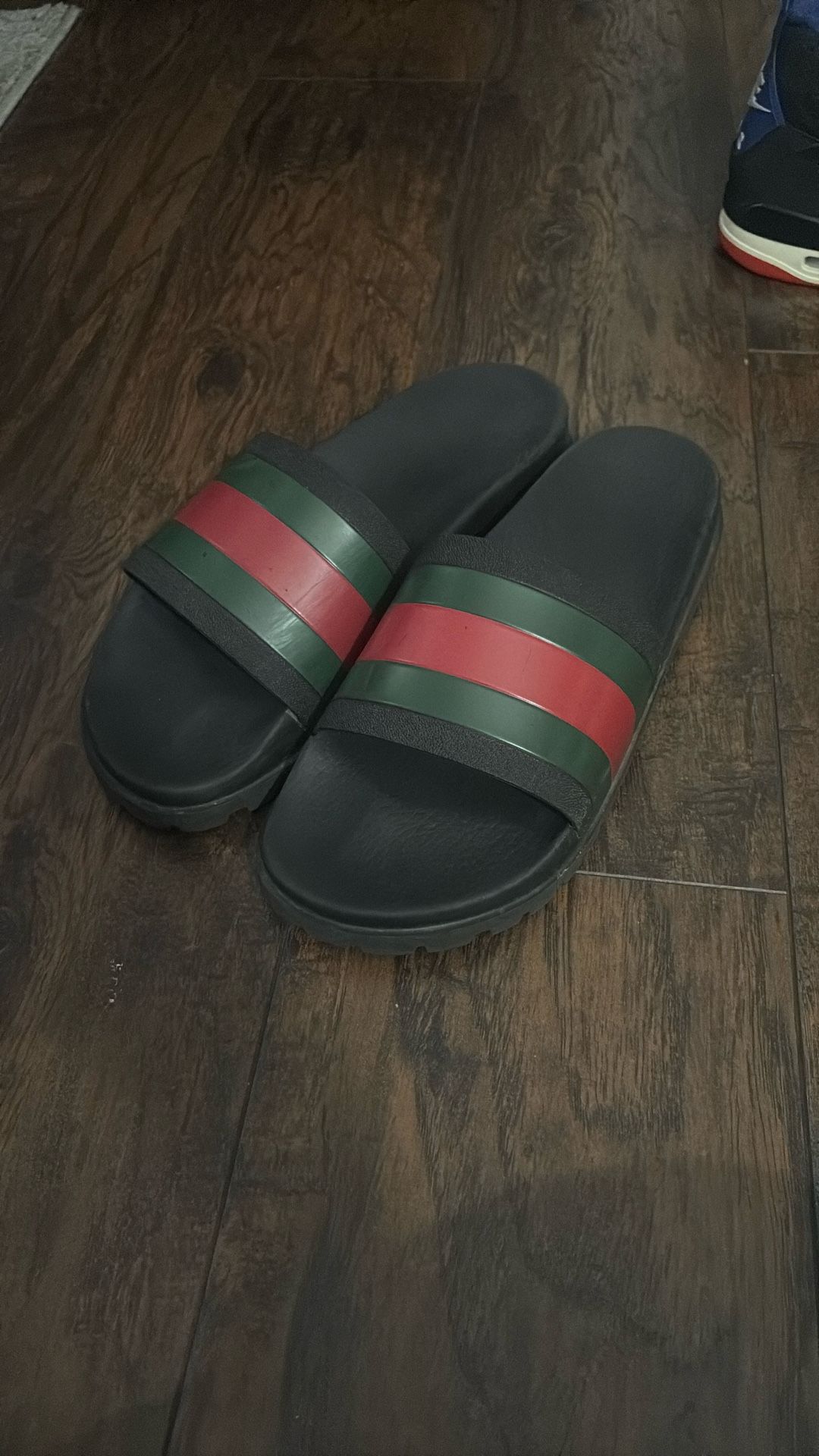Gucci Slides 
