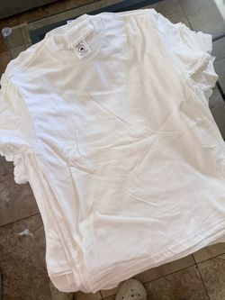 Boys white t-shirts