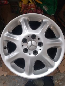 Mercedes Benz rims
