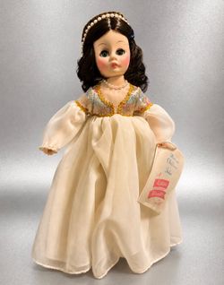 Madame Alexander Juliet Dill