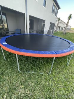 Trampoline