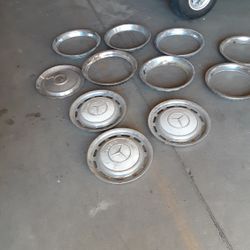 Vintage  Hubcaps 