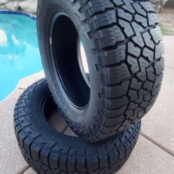 2 Wildpeak 285/65R18 Tires