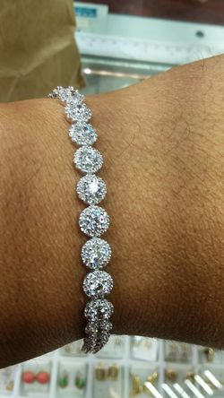 14k white gold tennis bracelets high quality CZ stones 8.6 grams