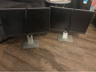 2 Dell monitors