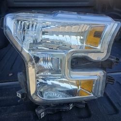 2015 Ford F150 Passenger Side Headlight FACTORY OEM