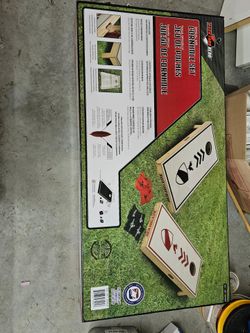 Cornhole set