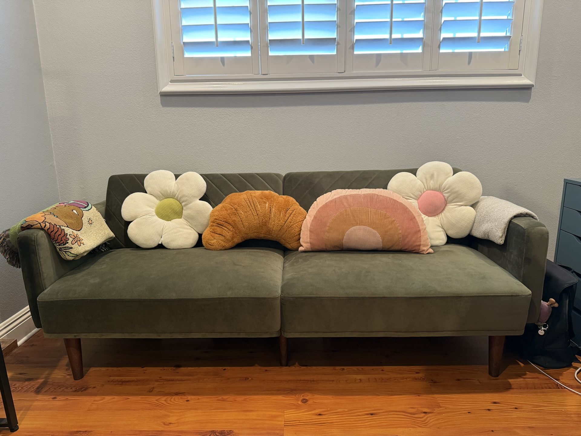 Green Velvet Couch/Futon