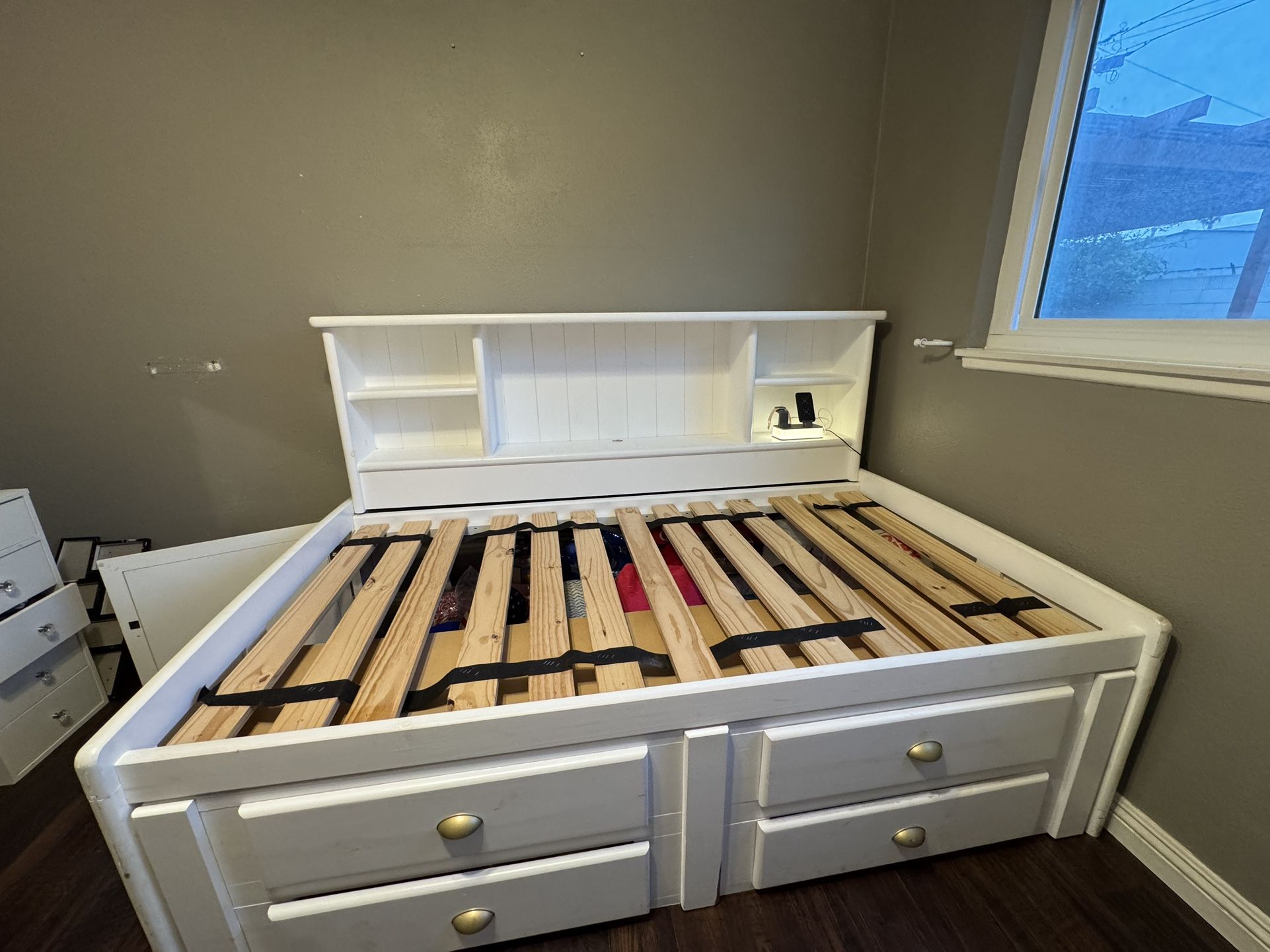 Captain Bed - Twin XL