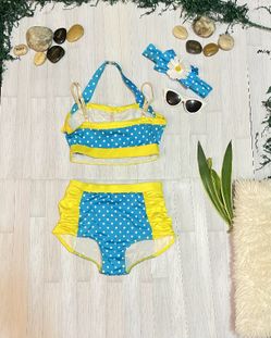 TWO -PIECE COSTUME GIRLS BEACH DANCE WEAR