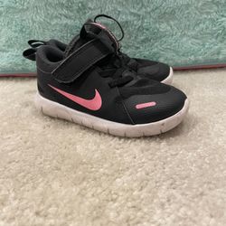 Nikes 