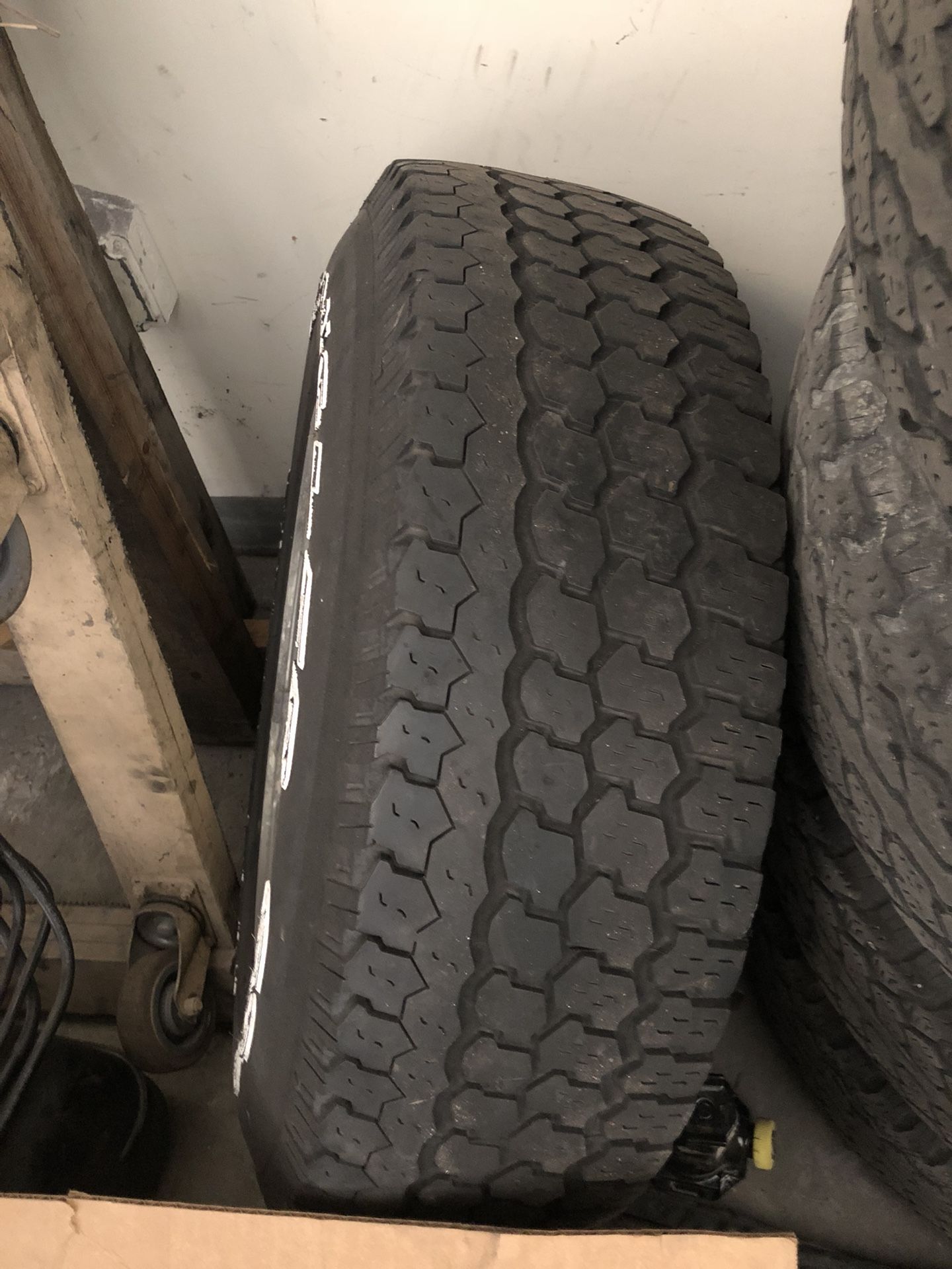 1997-2005 jeep wrangler tj wheels and tires 15” 30x30.5