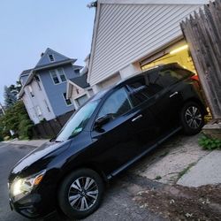 2027 NISSAN PATHFINDER 8 PASSANGER SEATS