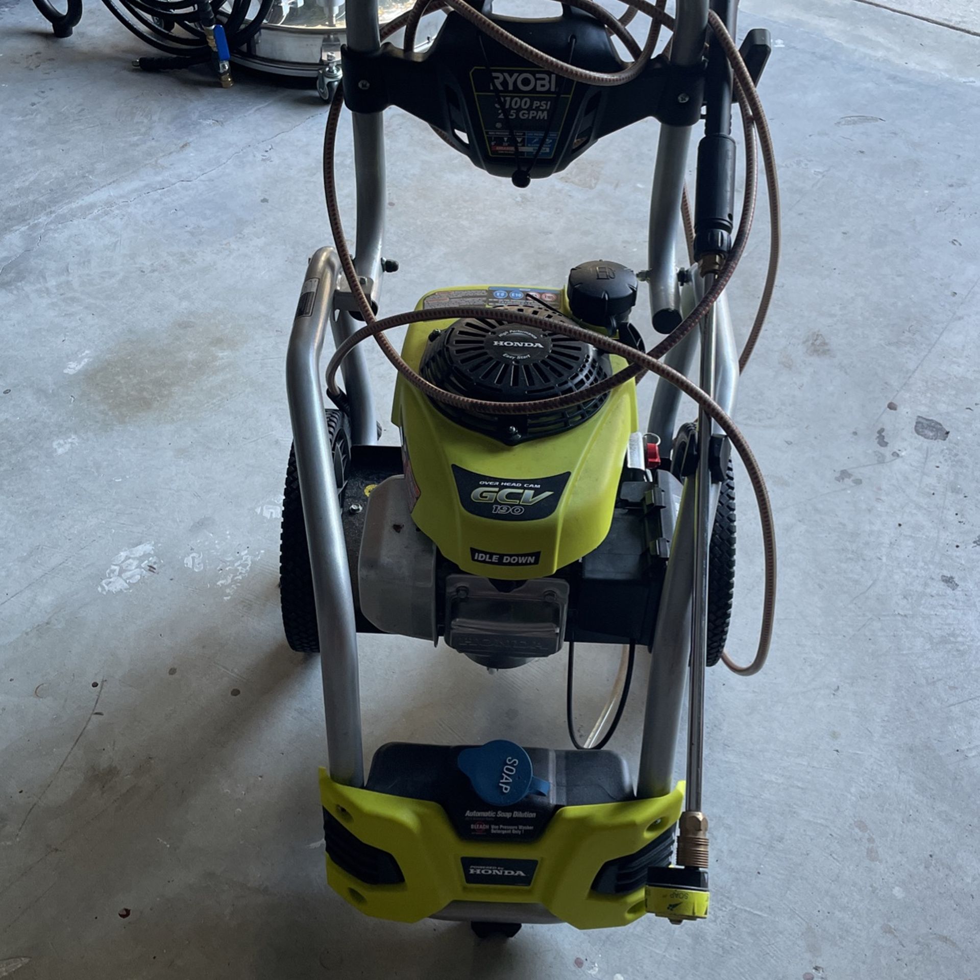 Ryobi Pressure Washer Gas 3100 PSI 2.5 GPM Honda Engine Over Head Can GCV 190 With Wand Hardly Used