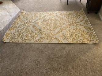 Area rug