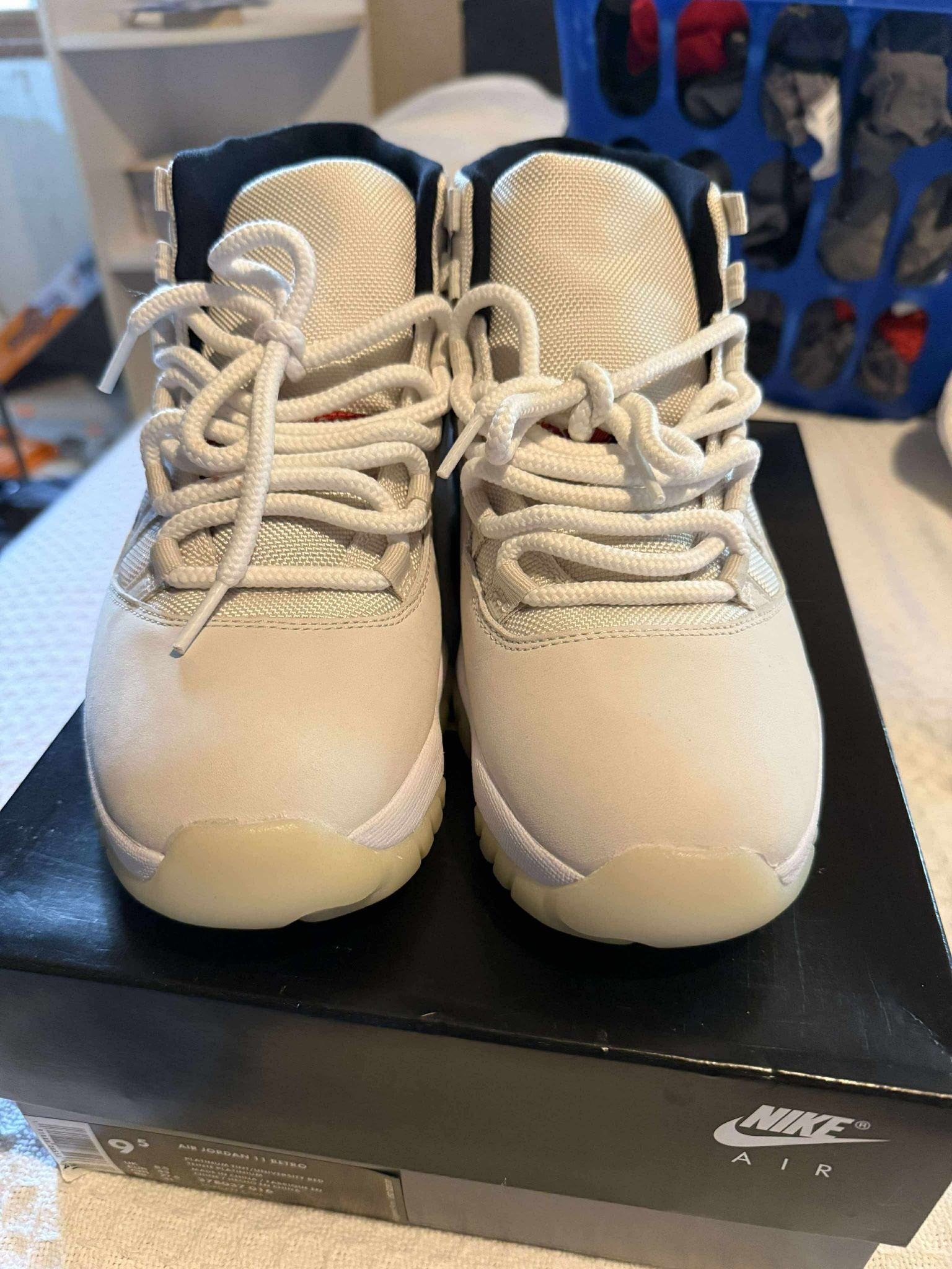 Jordan 11 Platinum Tint