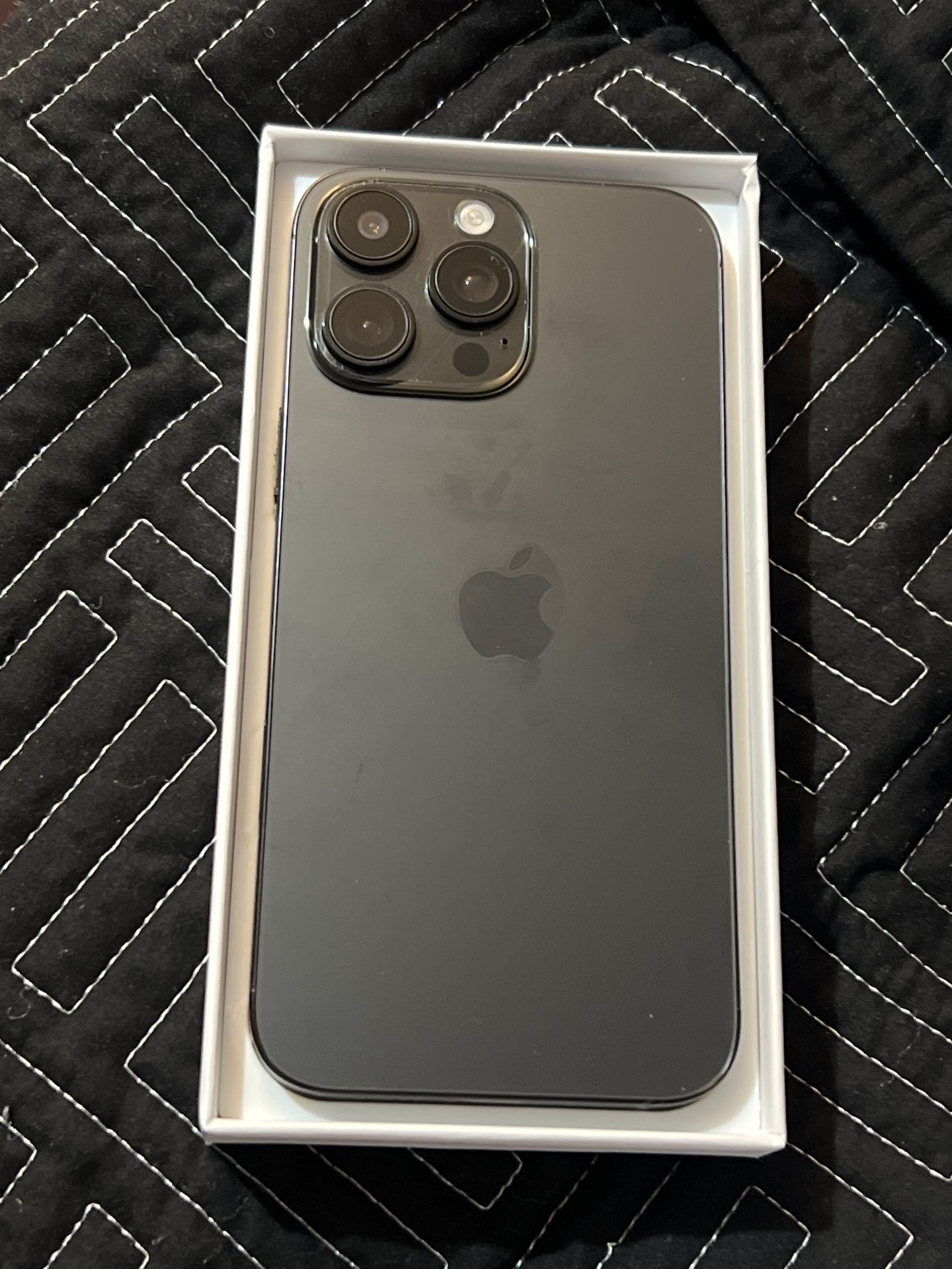 iPhone 16 Pro Max 256 Gb Carrier Unlocked Brand New