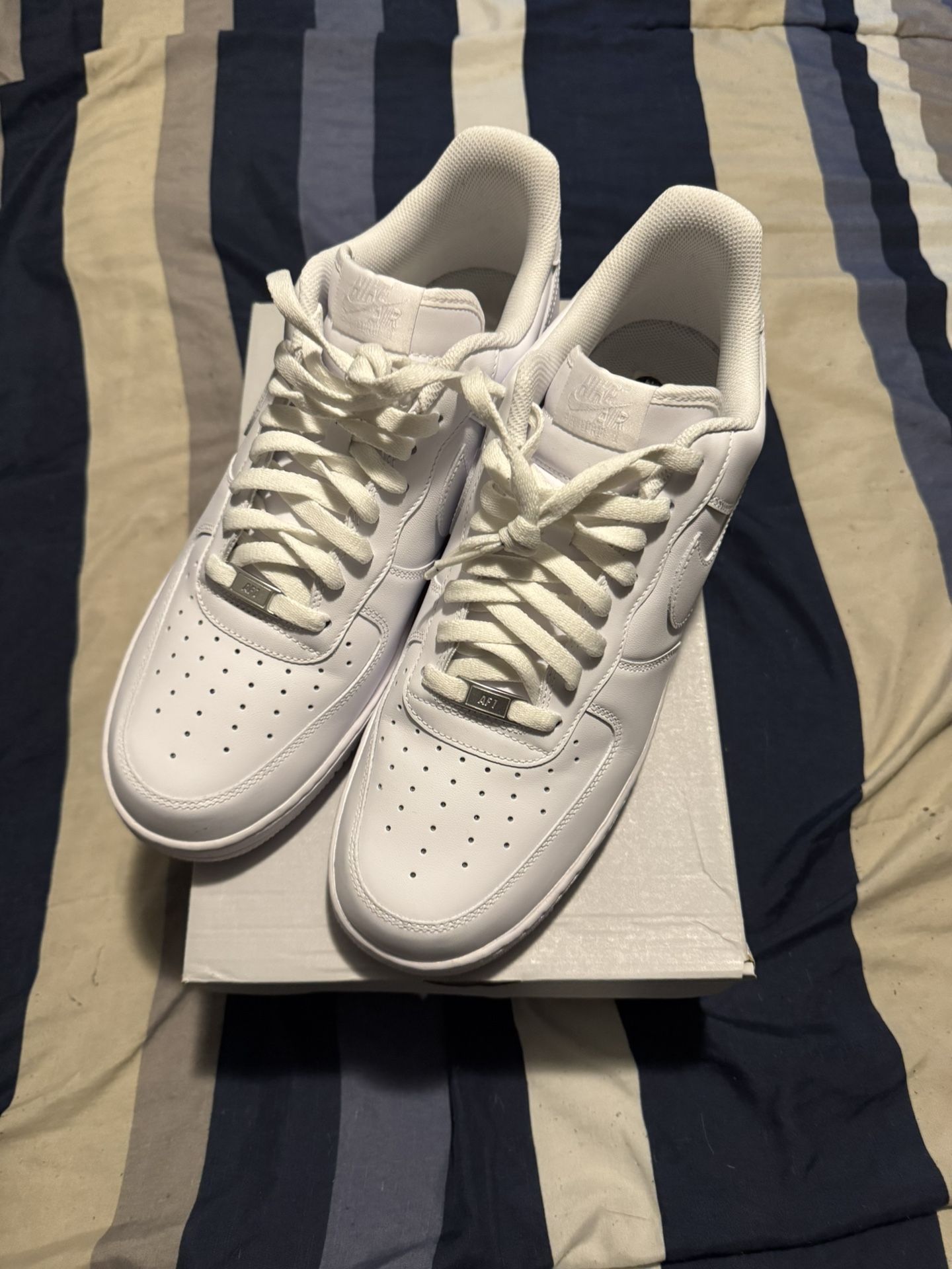 Air Force 1 ‘07 Sz 14
