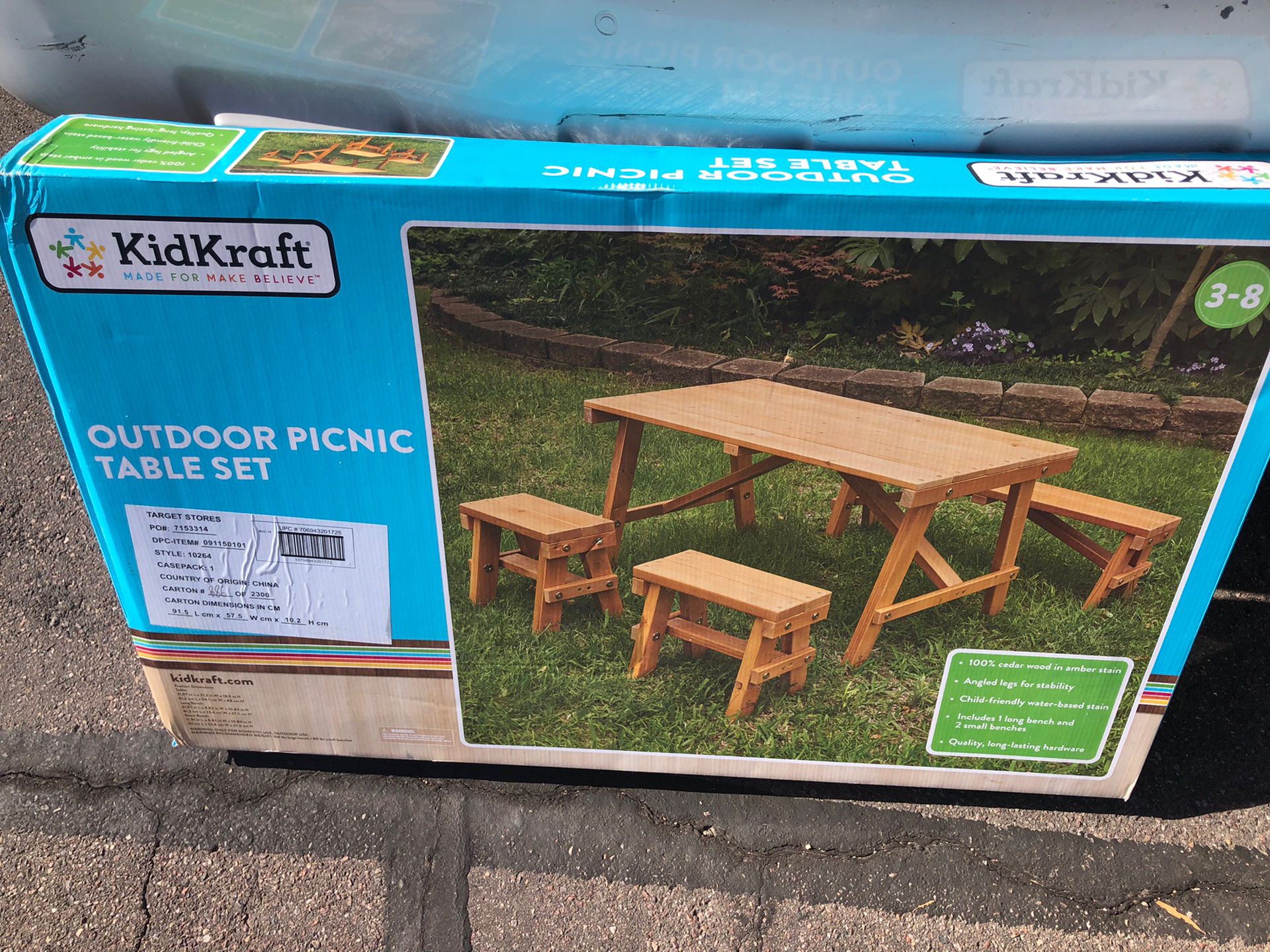 Kids Outdoor Picnic Table! Brand New!!