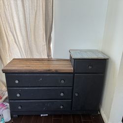 Dresser/ Bay Changing Table 