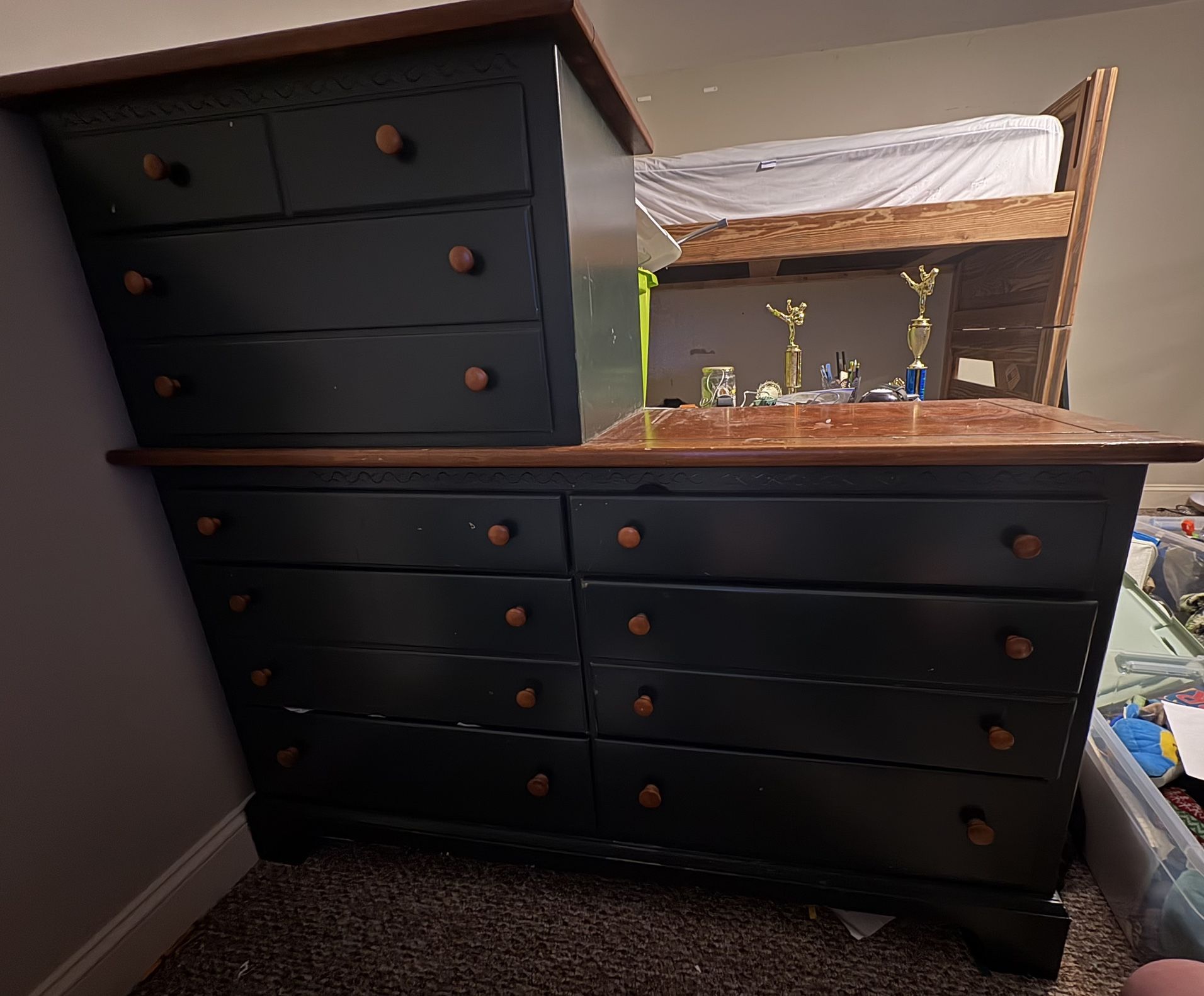 8 Drawer Dresser With Mirror