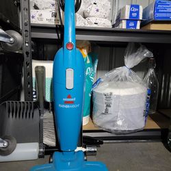 Bissell Featherweight 2033 Vacuum