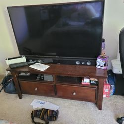 TV Stand With Storage Drawers 