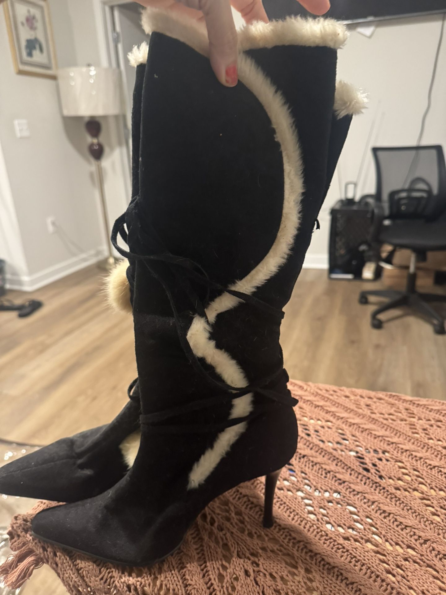 Swede Chocolate Brown Boots Size 8