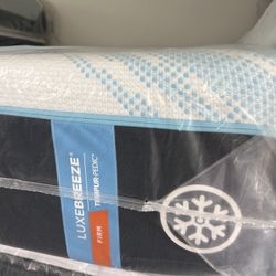 Luxe Breeze Firm Queen Tempurpedic